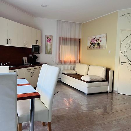 Villa Relax Apartman Gárdony Exteriör bild