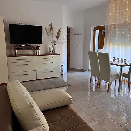 Villa Relax Apartman Gárdony Exteriör bild