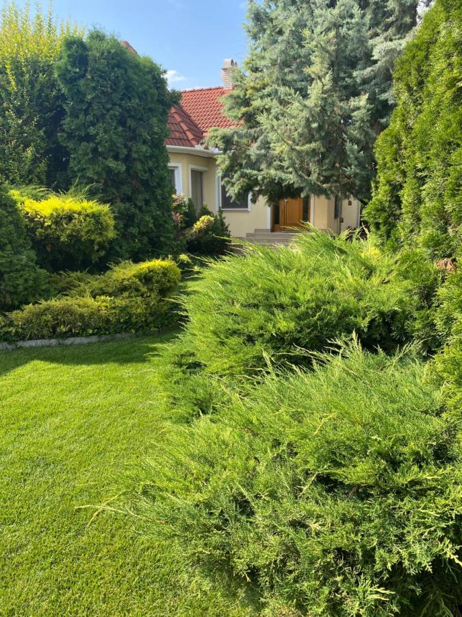 Villa Relax Apartman Gárdony Exteriör bild
